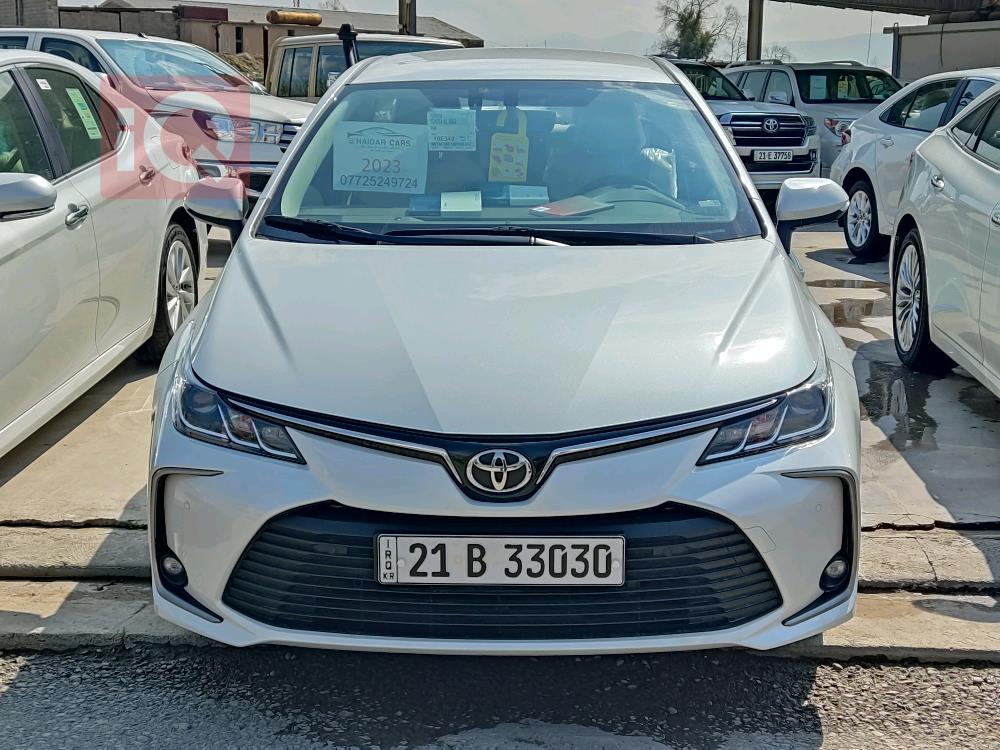 تۆیۆتا کۆرۆلا